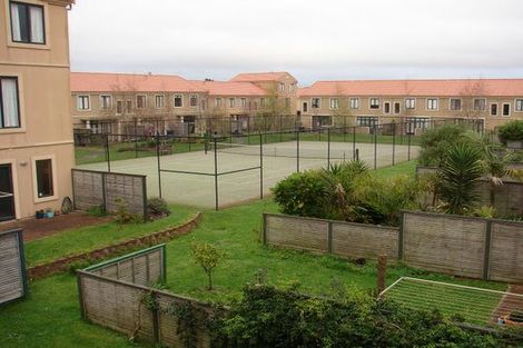 Photo of property in Tuscany Towers, 79/1 Ambrico Place, New Lynn, Auckland, 0600