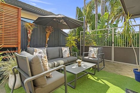 Photo of property in 32 Tomika Crescent, Papamoa Beach, Papamoa, 3118