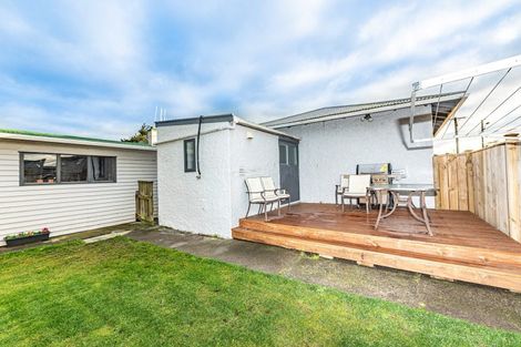 Photo of property in 74 Portal Street, Durie Hill, Whanganui, 4500