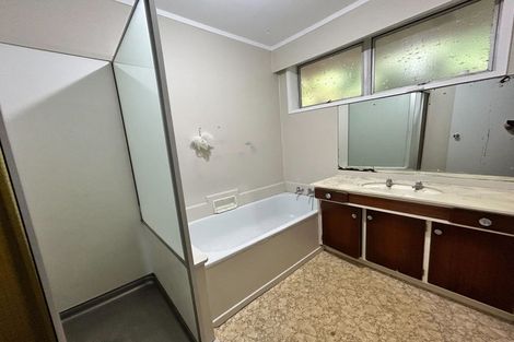 Photo of property in 1/40 Savoy Road, Glen Eden, Auckland, 0602