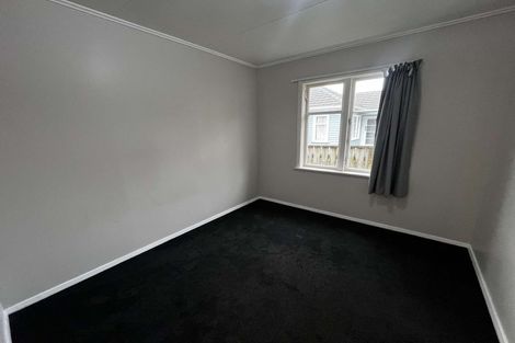 Photo of property in 120 Wainuiomata Road, Wainuiomata, Lower Hutt, 5014