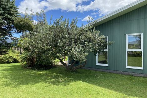 Photo of property in 1 Hinton Road, Taradale, Napier, 4112