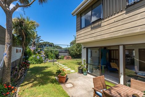 Photo of property in 7/23 Tireti Road, Titahi Bay, Porirua, 5022