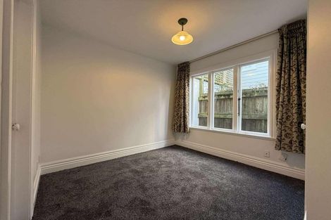 Photo of property in 12c Hobson Street, Thorndon, Wellington, 6011