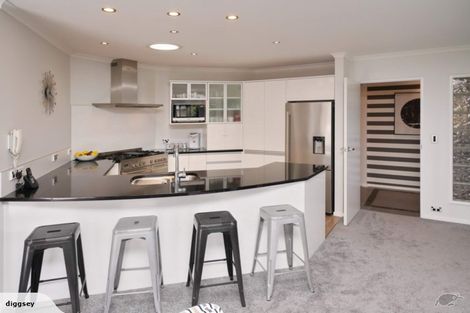 Photo of property in 10 Tawa Place, Parklands, Christchurch, 8083