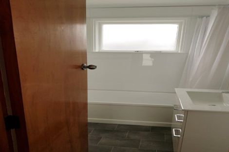 Photo of property in 17 Joseph Grove, Elderslea, Upper Hutt, 5018