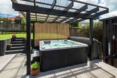 Photo of property in 62 Edendale Road, Somerville, Auckland, 2014