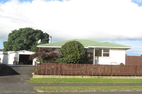 Photo of property in 15 Beeston Crescent, Manurewa, Auckland, 2102