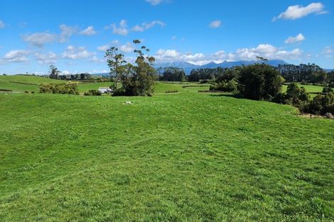 Photo of property in 868 Upland Road, Egmont Village, New Plymouth, 4372