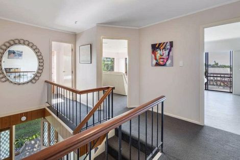 Photo of property in 40 Akoranga Drive, Northcote, Auckland, 0627