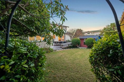 Photo of property in 13 Cameron Street, Takapuna, Auckland, 0622