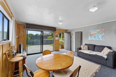 Photo of property in 7 James Street, Waikawa Beach, Manakau, 5573