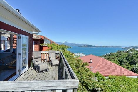 Photo of property in 120 Cashmere Avenue, Khandallah, Wellington, 6035