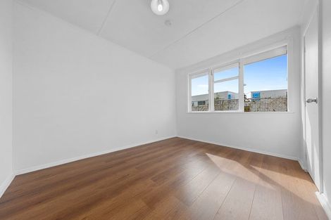 Photo of property in 4 Winthrop Way, Mangere East, Auckland, 2024