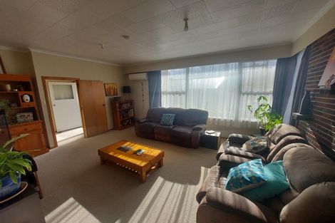 Photo of property in 2 Crawford Crescent, Te Kamo, Whangarei, 0112