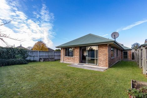 Photo of property in 9d Lindon Street, Rangiora, 7400
