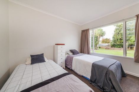Photo of property in 17 Manawatu Street, Hokowhitu, Palmerston North, 4410