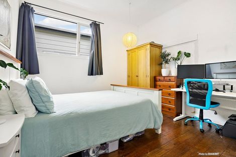 Photo of property in 21 Charlotte Avenue, Brooklyn, Wellington, 6021