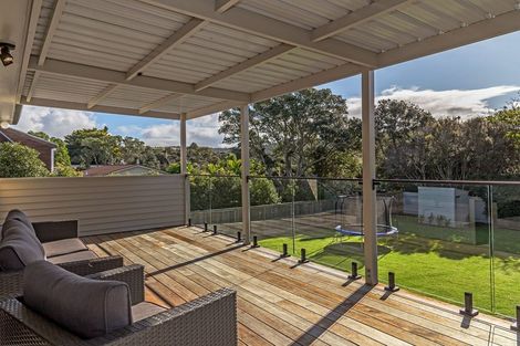 Photo of property in 3 Otanerua Road, Hatfields Beach, Orewa, 0931
