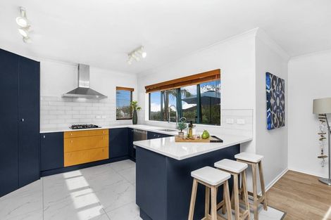 Photo of property in 16 Hinckley Court, Dannemora, Auckland, 2016