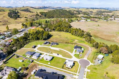 Photo of property in 3 Manaaki Circle, Paparoa, 0571