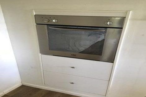 Photo of property in 63 Puriri Road, Waikanae, 5036