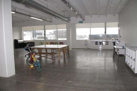 Photo of property in 14 Maidstone Place, Oteha, Auckland, 0632