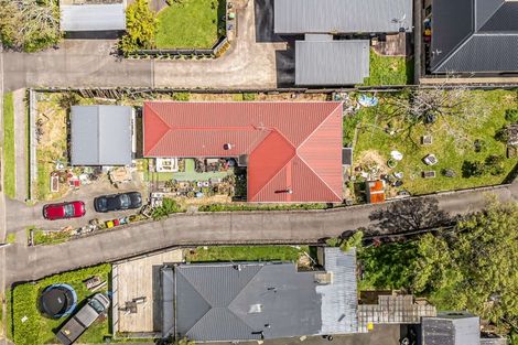 Photo of property in 14 Tawa Street, Inglewood, 4330