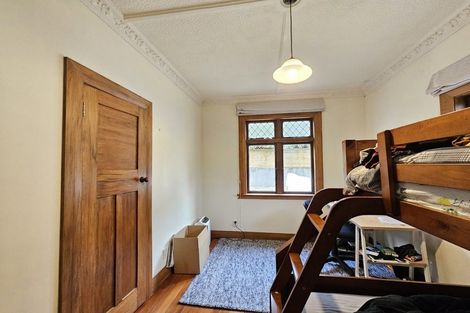 Photo of property in 1 Espin Crescent, Karori, Wellington, 6012