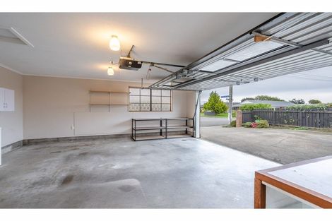 Photo of property in 112 Edinburgh Crescent, Waikiwi, Invercargill, 9810