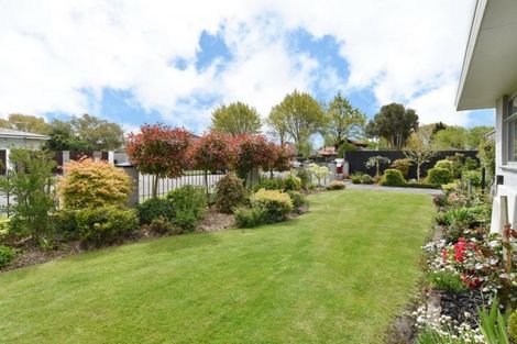 Photo of property in 3 Cam Place, Harewood, Christchurch, 8051