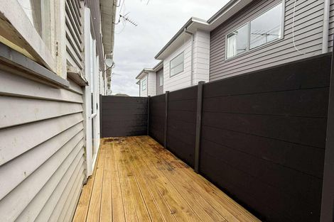 Photo of property in 21 Rimutaka Street, Paraparaumu, 5032