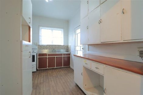 Photo of property in 320 Mount Albert Road, Mount Roskill, Auckland, 1041