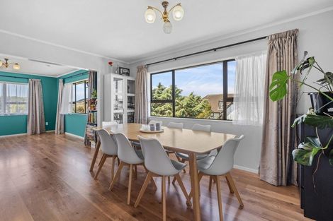 Photo of property in 3 Tregony Place, Camborne, Porirua, 5026