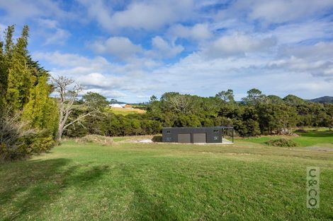 Photo of property in 22 Houkura Place, Taupaki, Henderson, 0782