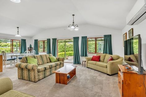 Photo of property in 425 Southland Place, Raureka, Hastings, 4120