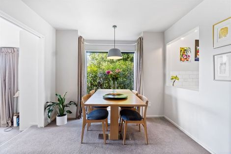 Photo of property in 8 Rhodesvale Terrace, Cashmere, Christchurch, 8022