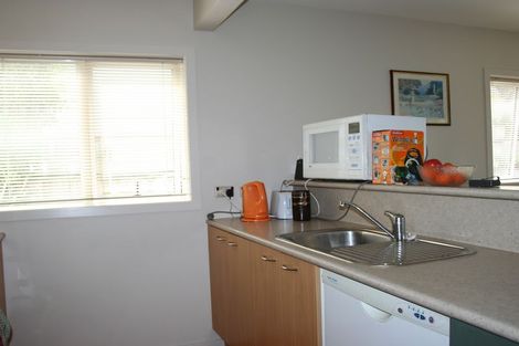 Photo of property in 9/103 Swanson Road, Henderson, Auckland, 0610