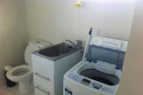 Photo of property in 8/37 Waipa Street, Birkenhead, Auckland, 0626