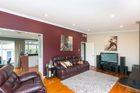 Photo of property in 5a Oawai Place, Marfell, New Plymouth, 4310
