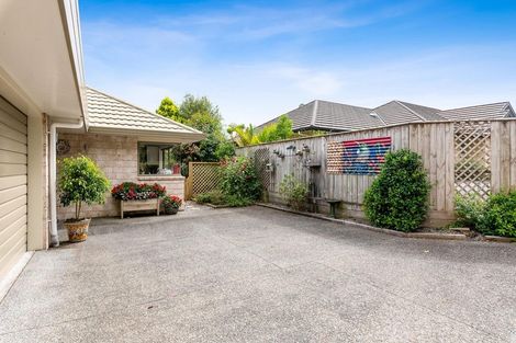 Photo of property in 3 Koromiko Glen, Waikanae, 5036