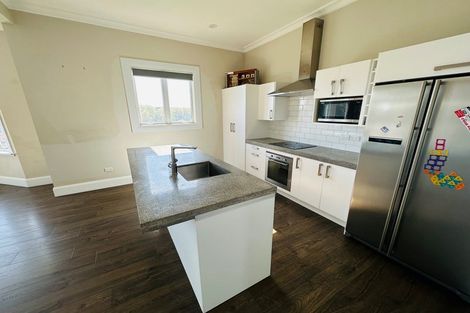 Photo of property in 2 Armstrong Street, Balclutha, 9230