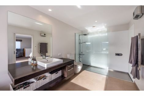 Photo of property in 8 Ngatea Road, Diamond Harbour, Lyttelton, 8971