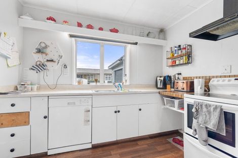 Photo of property in 270 High Street South, Carterton, 5713