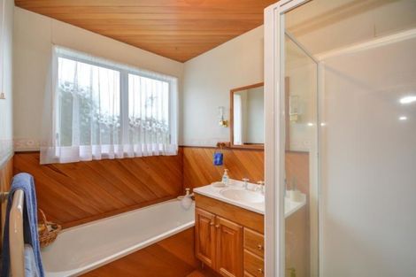 Photo of property in 12 Kinmont Crescent, Kinmont Park, Mosgiel, 9024