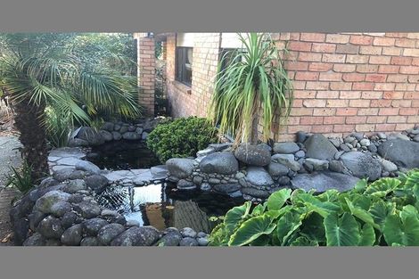 Photo of property in 17a Grassways Avenue, Pakuranga, Auckland, 2010