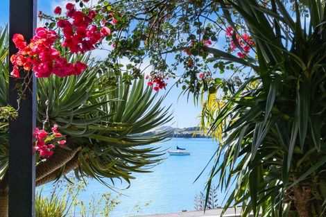 Photo of property in 1184 Sandspit Road, Sandspit, Warkworth, 0982