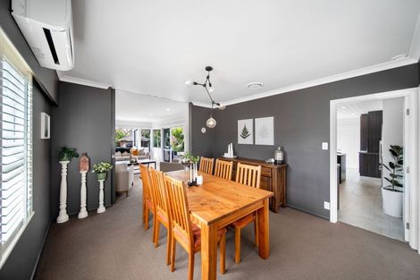 Photo of property in 11 The Anchorage, Sunnyhills, Auckland, 2010