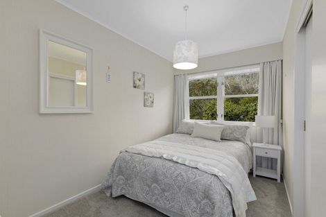 Photo of property in 4 Harewood Grove, Pinehaven, Upper Hutt, 5019