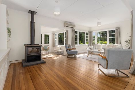 Photo of property in 1 Raebern Lane, Raumati Beach, Paraparaumu, 5032